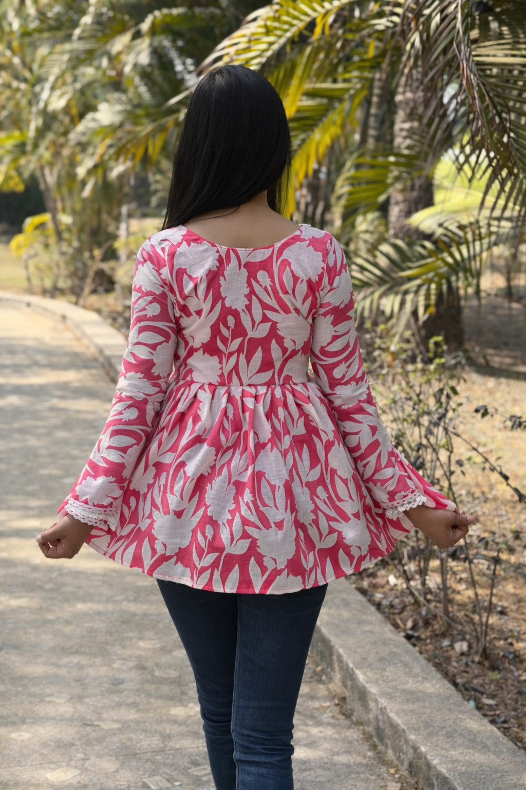 Nazakat Pink Kurti